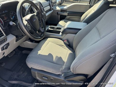 Used 2019 Ford F350 XLT w/ XLT Premium Package AWD/4WD image 14