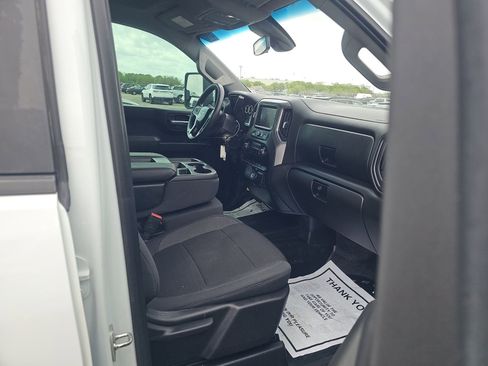 Used 2021 Chevrolet Silverado 2500 W/T w/ WT Convenience Package image 6