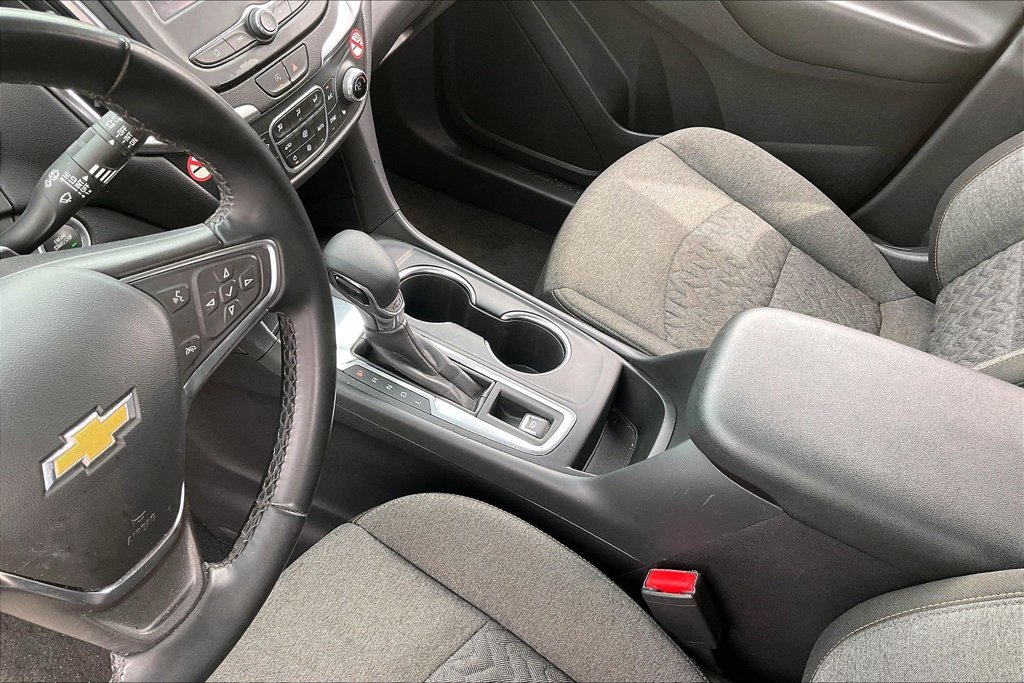 Used 2024 Chevrolet Equinox LT FWD image 17