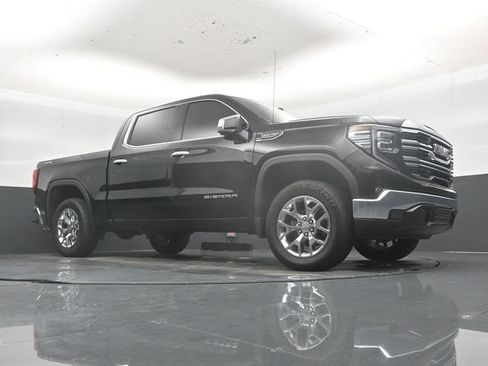 Used 2024 GMC Sierra 1500 SLT AWD/4WD image 50