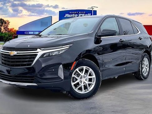 Used 2024 Chevrolet Equinox LT image 2