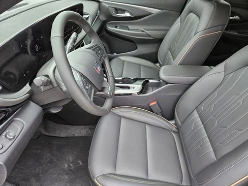 New 2026 Buick Envista Preferred FWD image 9