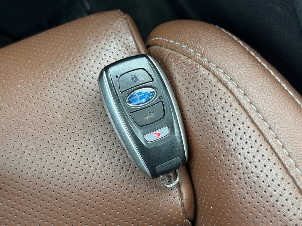 Used 2023 Subaru Outback Touring AWD/4WD image 32