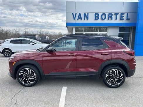 Certified 2024 Chevrolet TrailBlazer RS w/ Driver Confidence Package image 2