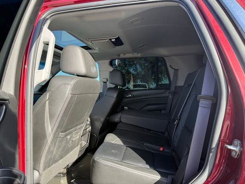 Used 2017 Chevrolet Tahoe LT image 15