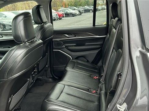 Used 2023 Jeep Grand Cherokee 4WD 4xe image 24