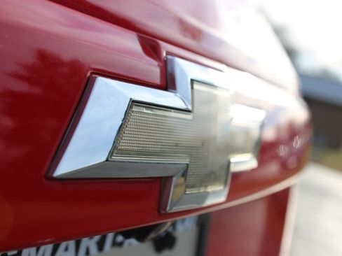 Used 2015 Chevrolet Trax LT w/ LT Sun and Sound Package image 8