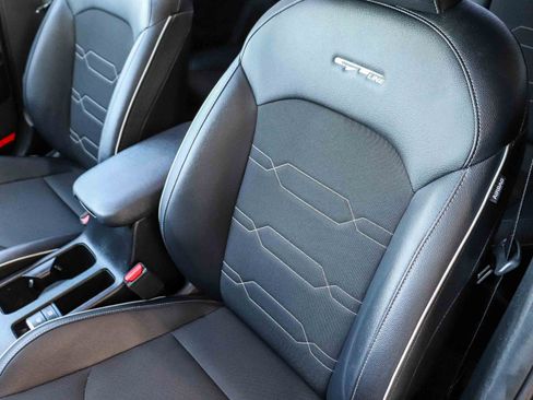 Used 2023 Kia Forte GT-Line w/ GT-Line Premium Package FWD image 30