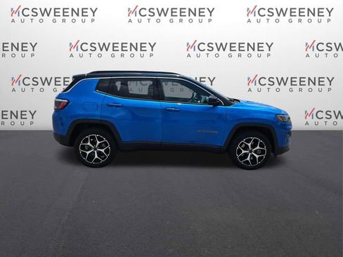 Used 2025 Jeep Compass Limited AWD/4WD image 6