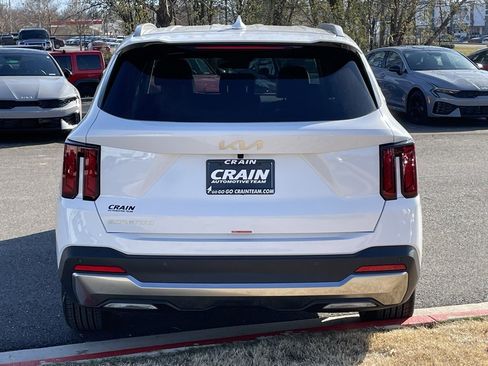 New 2026 Kia Sorento S image 8