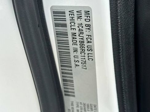 Certified 2024 Jeep Grand Cherokee Limited 4xe AWD/4WD image 25