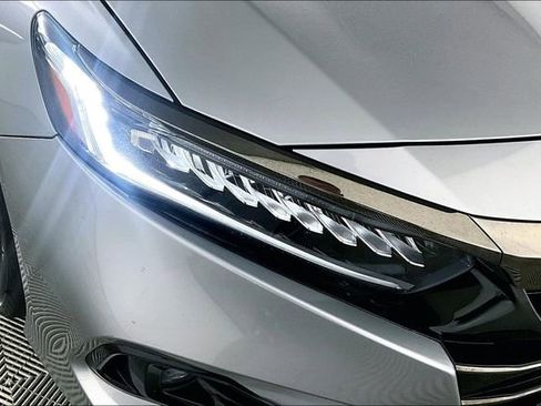 Used 2021 Honda Accord Sport image 27