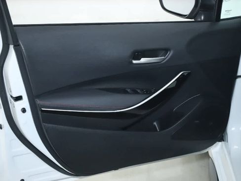 Certified 2023 Toyota Corolla XSE image 15