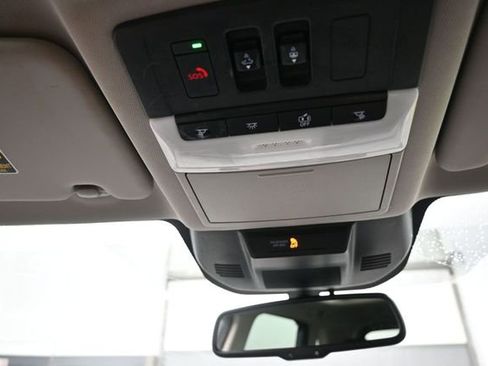 Used 2021 Nissan Rogue SL FWD image 12