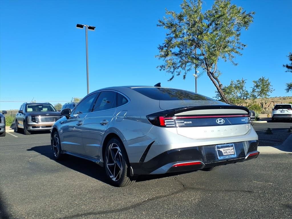 Certified 2026 Hyundai Sonata SEL FWD image 4