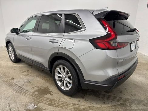 Used 2023 Honda CR-V EX image 7