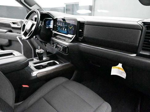 Used 2022 Chevrolet Silverado 1500 RST w/ Rally Edition AWD/4WD image 33