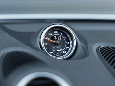 Certified 2025 Porsche 718 Cayman RWD image 17