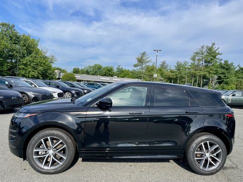 Certified 2025 Land Rover Range Rover Evoque Dynamic SE AWD/4WD image 8