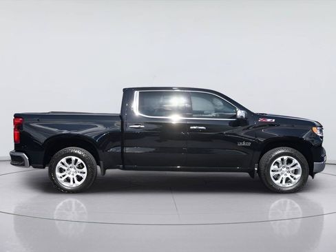 Used 2025 Chevrolet Silverado 1500 LTZ w/ LTZ Premium Texas Edition AWD/4WD image 5