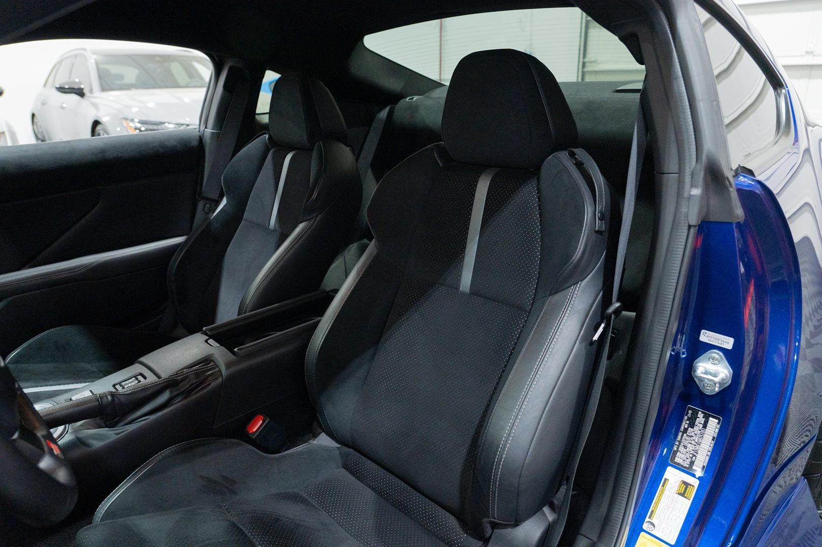 Used 2022 Toyota GR86 Premium w/ ALL Weather Mat Package (TMS) RWD image 24
