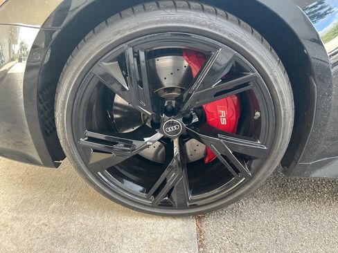Used 2022 Audi RS 6 w/ Carbon Optic Package AWD/4WD image 17