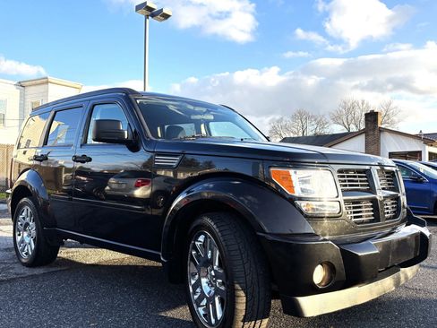 Used 2011 Dodge Nitro Heat w/ Popular Equipment Group image 3