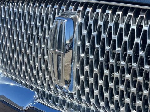 Used 2022 Lincoln Navigator Reserve image 7