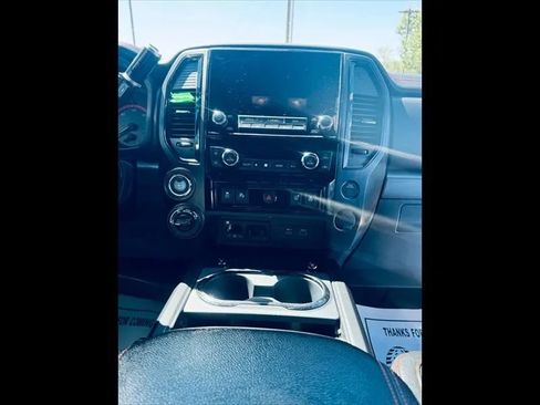 Used 2021 Nissan Titan PRO-4X w/ Pro-4x Convenience Package AWD/4WD image 7