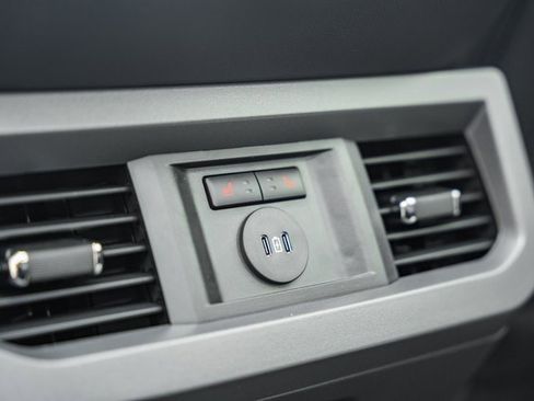 New 2026 Ford F350 Lariat w/ FX4 Off-Road Package image 38