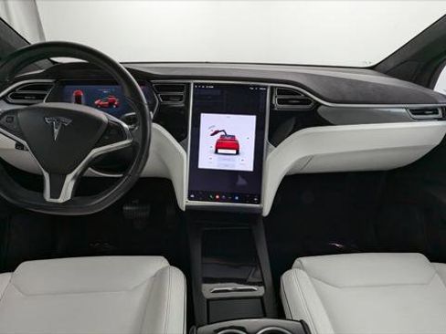 Used 2016 Tesla Model X 90D image 24