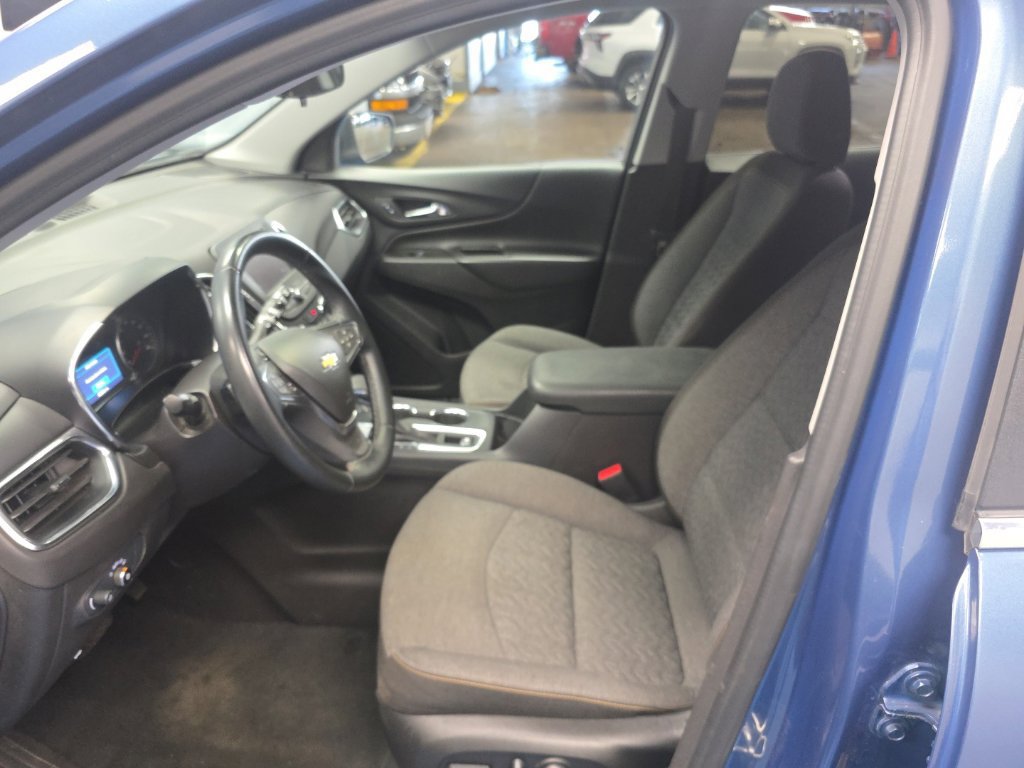 Used 2024 Chevrolet Equinox LT FWD image 12