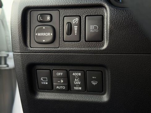 Certified 2024 Toyota 4Runner Limited AWD/4WD image 28