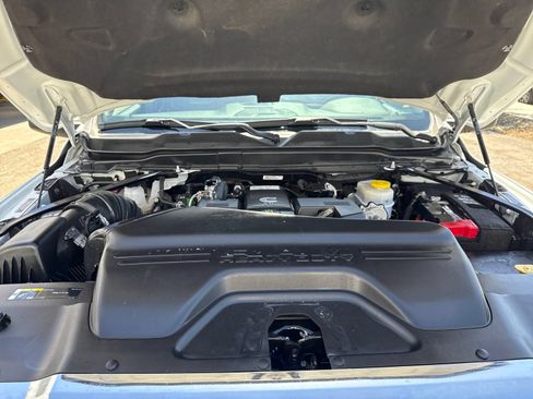 Used 2024 RAM 2500 Laramie AWD/4WD image 22