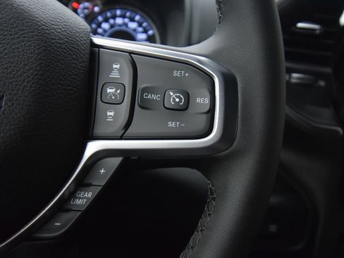 New 2026 RAM 2500 Big Horn AWD/4WD image 29