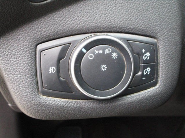 Used 2016 Ford Escape SE w/ SE Cold Weather Package AWD/4WD image 15
