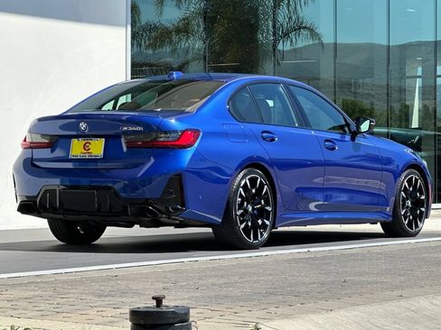Used 2025 BMW M340i RWD image 3