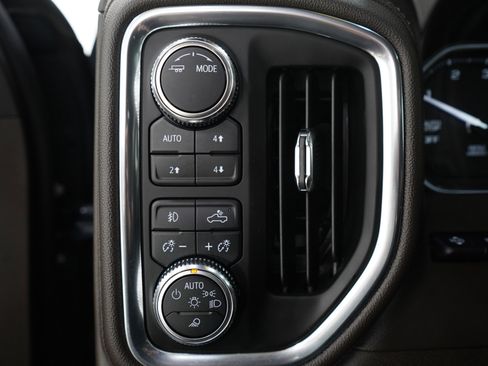 Used 2021 GMC Sierra 1500 Denali w/ Denali Ultimate Package image 26