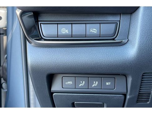 Certified 2025 MAZDA CX-30 2.5 Turbo w/ Premium Package image 43