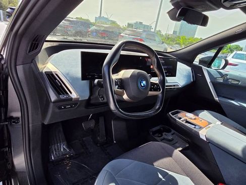 Used 2023 BMW iX xDrive50 w/ Premium Package AWD/4WD image 29