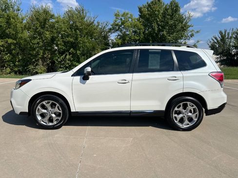 Used 2018 Subaru Forester 2.5i Touring w/ Popular Package #2 image 9