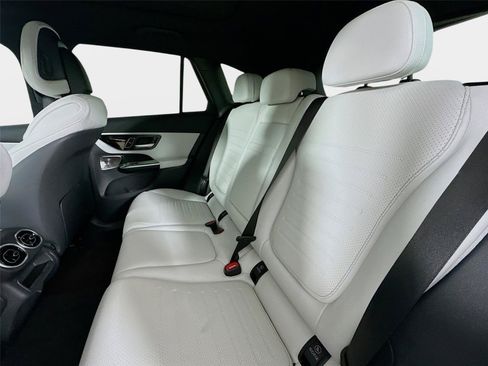Certified 2026 Mercedes-Benz GLC 300 4MATIC image 32