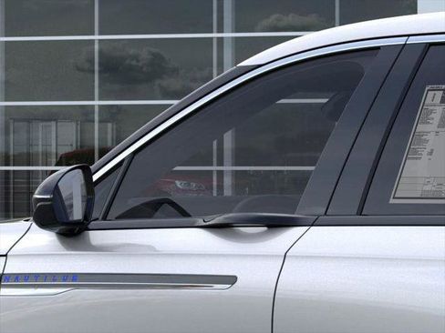 New 2026 Lincoln Nautilus Premier w/ Equipment Group 102A image 20