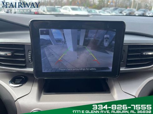 Used 2023 Ford Explorer XLT w/ Equipment Group 202A image 27