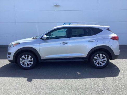 Used 2019 Hyundai Tucson SE FWD image 2