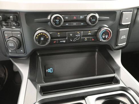 New 2026 Ford F250 XLT w/ XLT Premium Package AWD/4WD image 9