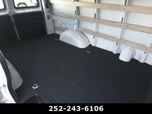Used 2025 Chevrolet Express 2500 w/ Driver Convenience Package RWD image 25