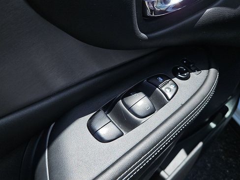 Certified 2023 Nissan Murano SV w/ SV Midnight Edition Package AWD/4WD image 25