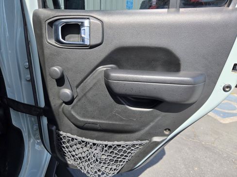 Used 2023 Jeep Wrangler Unlimited Sport AWD/4WD image 30
