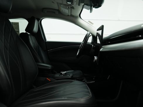 Used 2021 Ford Mustang Mach-E Select w/ Comfort/Appearance Package image 25